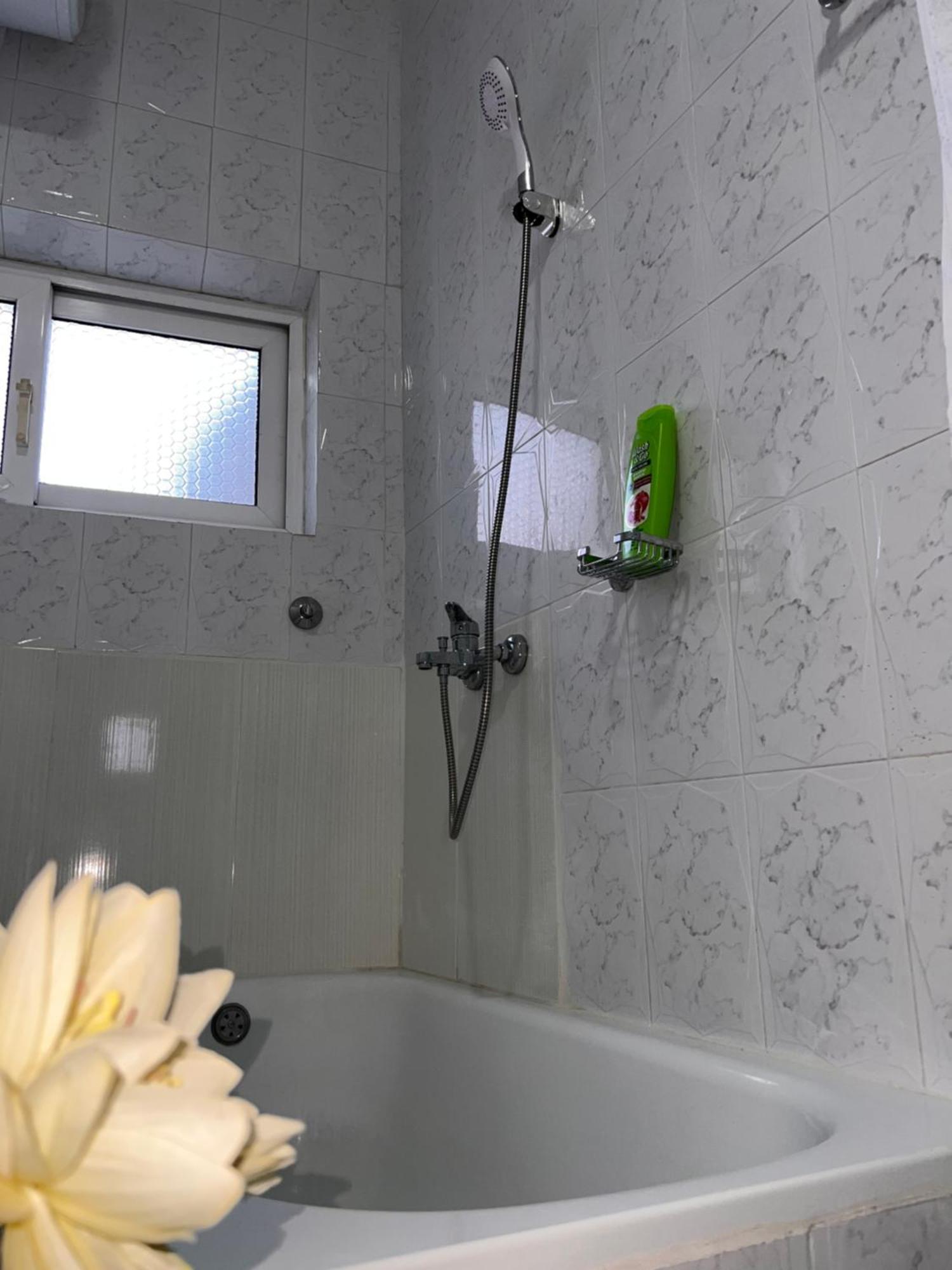 Berat Private Room In Haxhialiu Villa Экстерьер фото